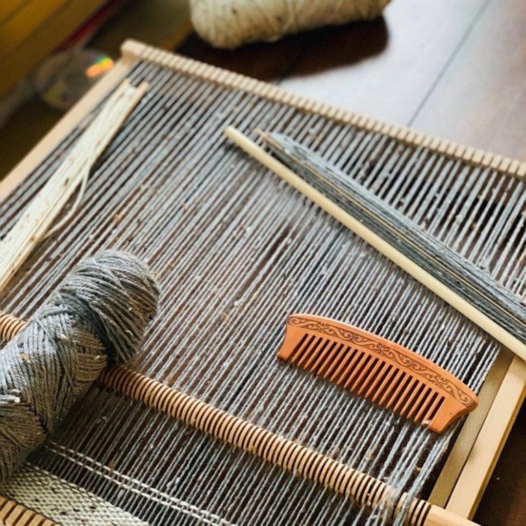 5 (Beautiful) Best Looms for Beginners Comfy Zen